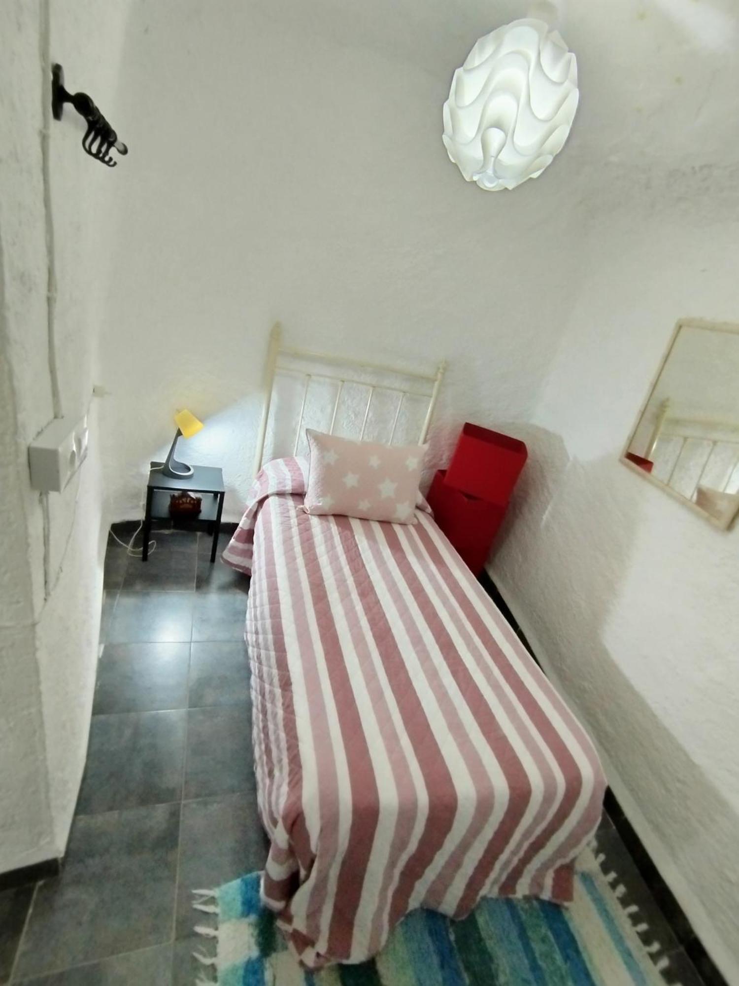 Cueva La Loli Villa Гуадикс Екстериор снимка