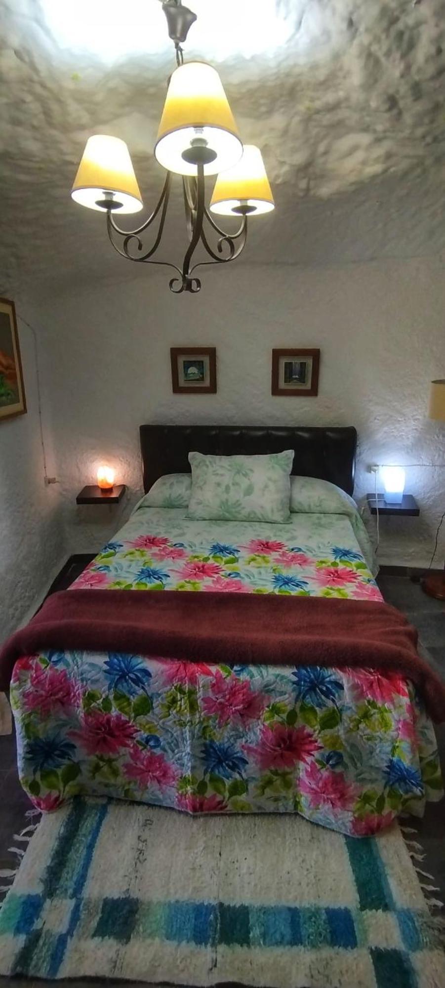 Cueva La Loli Villa Гуадикс Екстериор снимка